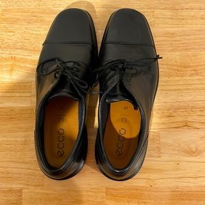 Ecco Men’s size 13 lace up dress shoe